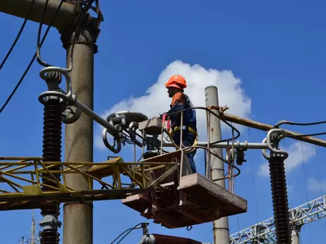 Після нічного удару РФ в Одесі введено екстрені відключення електроенергії