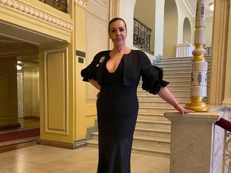 Оперная певица Алена Гребенюк сообщила о помолвке с возлюбленным