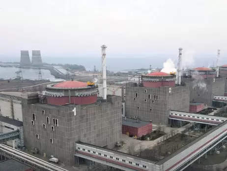 Гендиректор МАГАТЭ заявил о 3 прямых попаданиях в защитную оболочку реактора ЗАЭС