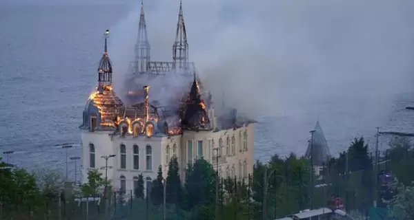 Чем известен сгоревший дом-замок в Одессе: 