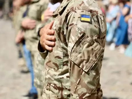 В Украине впервые похоронят в братской могиле 19 военных
