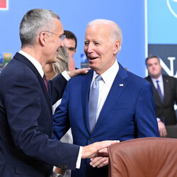 Президент США Джо Байден і генеральний секретар НАТО Єнс Столтенберг. Фото: Getty Images
