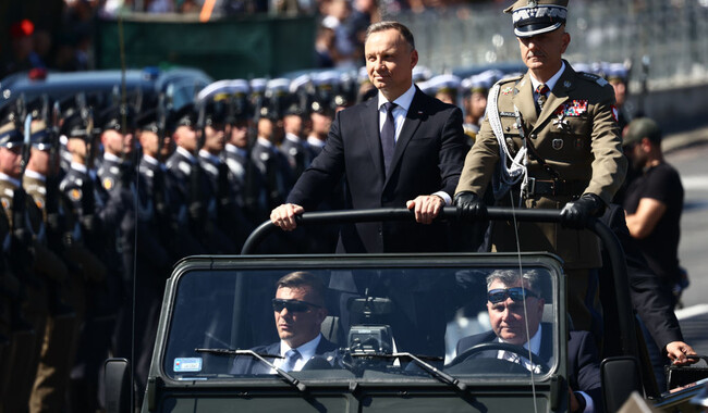 Військовий парад у Варшаві 15 серпня. Фото: Getty Images