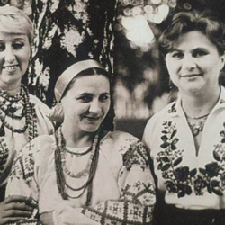 Трио "Золоті ключі" в 70-х. Слева направо: Валентина Ковальская, Нина Матвиенко и Мария Миколайчук. Фото: УП Жизнь